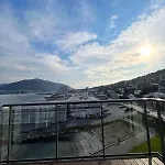 Floor Corner 66 Sq M With 2 Bedrooms 아파트 *